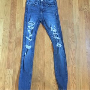 Skinny ripped jeans high waisted